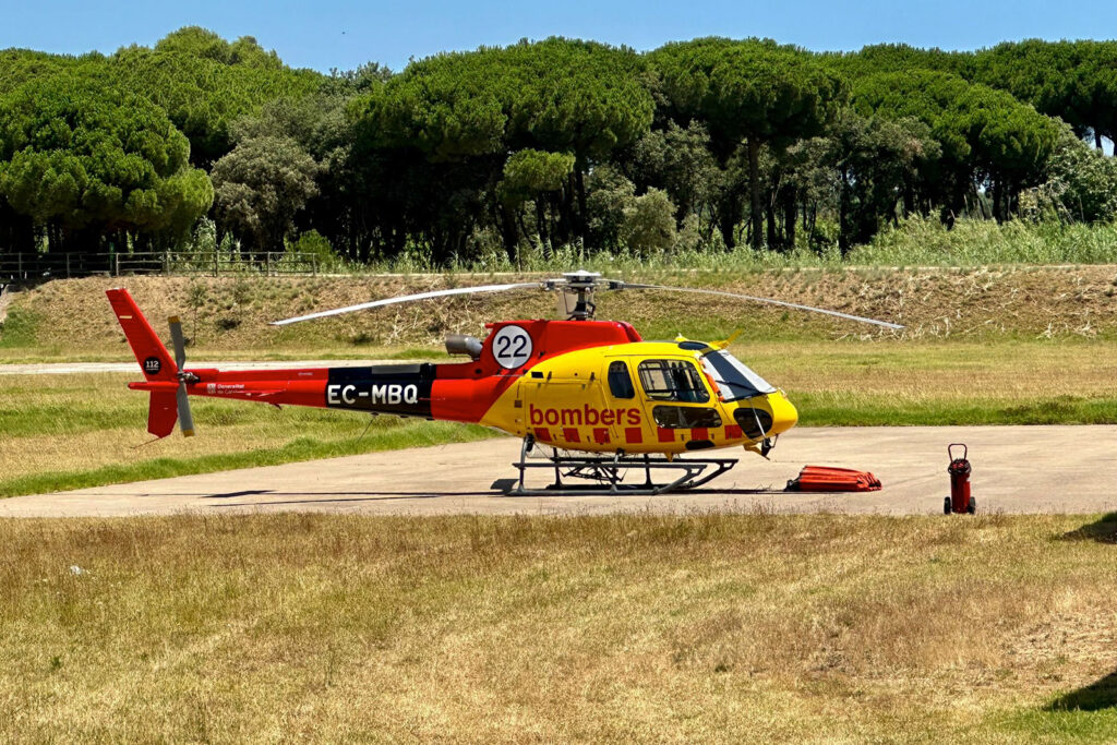 Helicòpter bombarder a Castell d’Aro