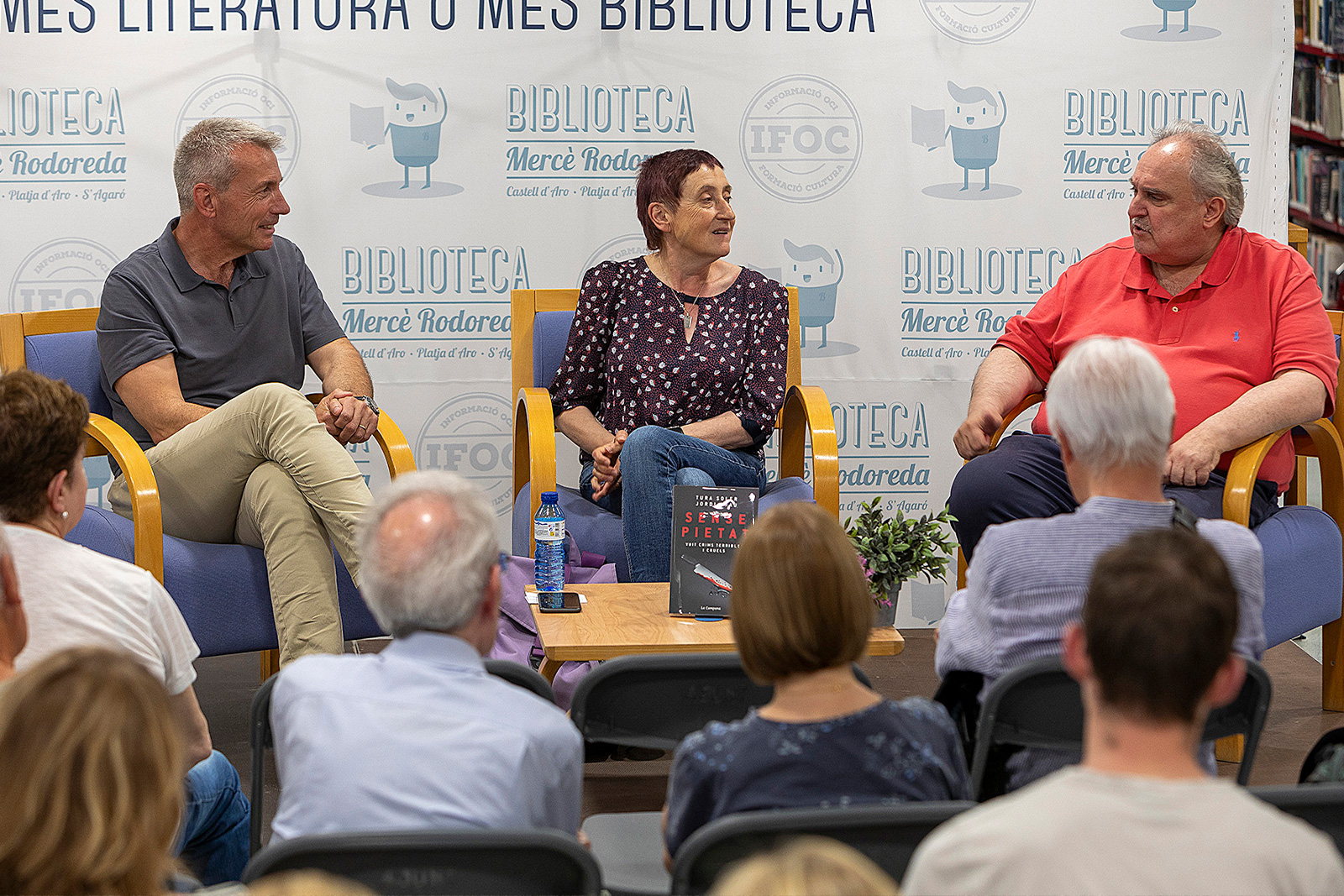 Una tarda “Sense pietat” a la biblioteca