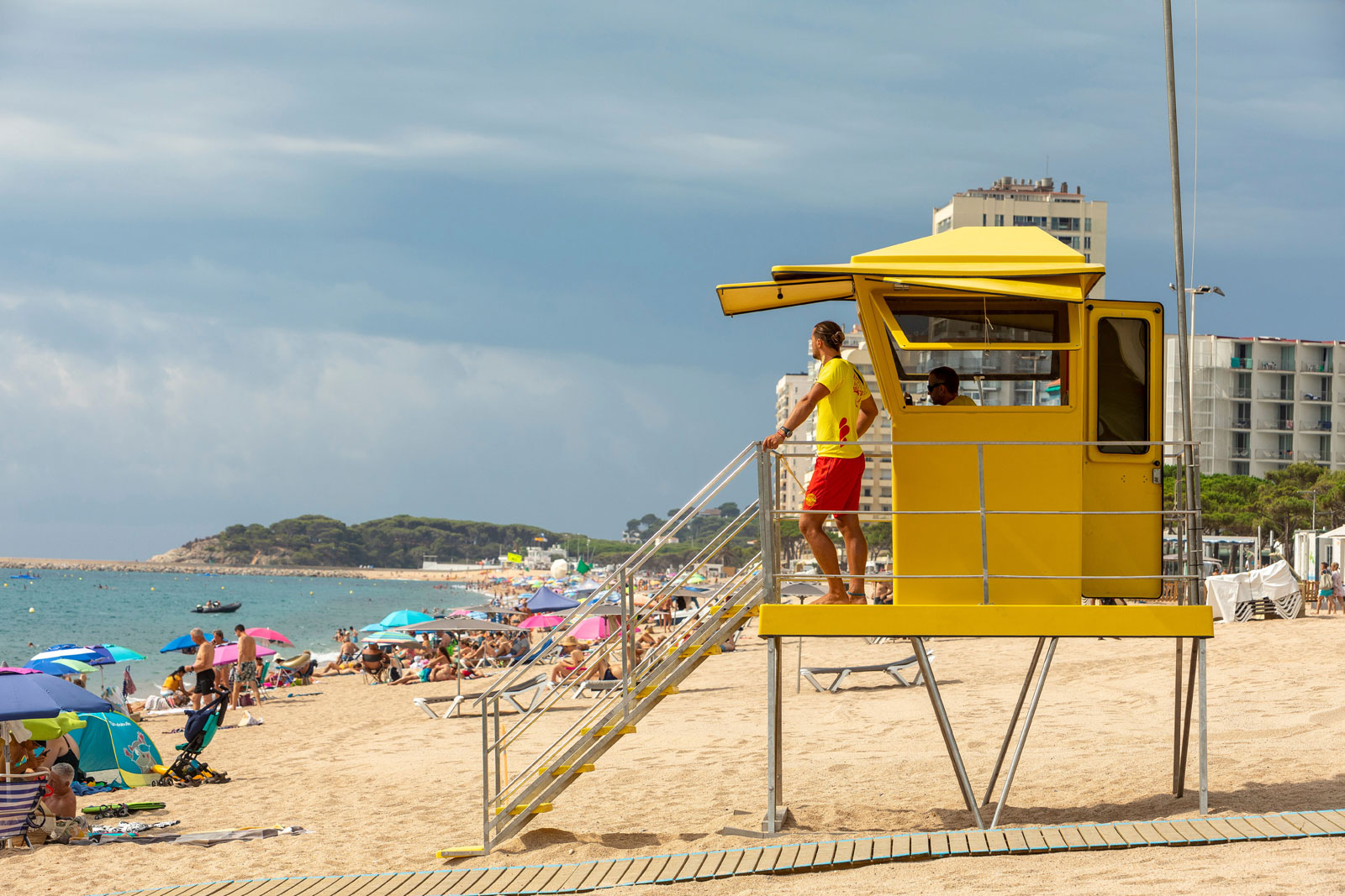 Continua el socorrisme a les platges