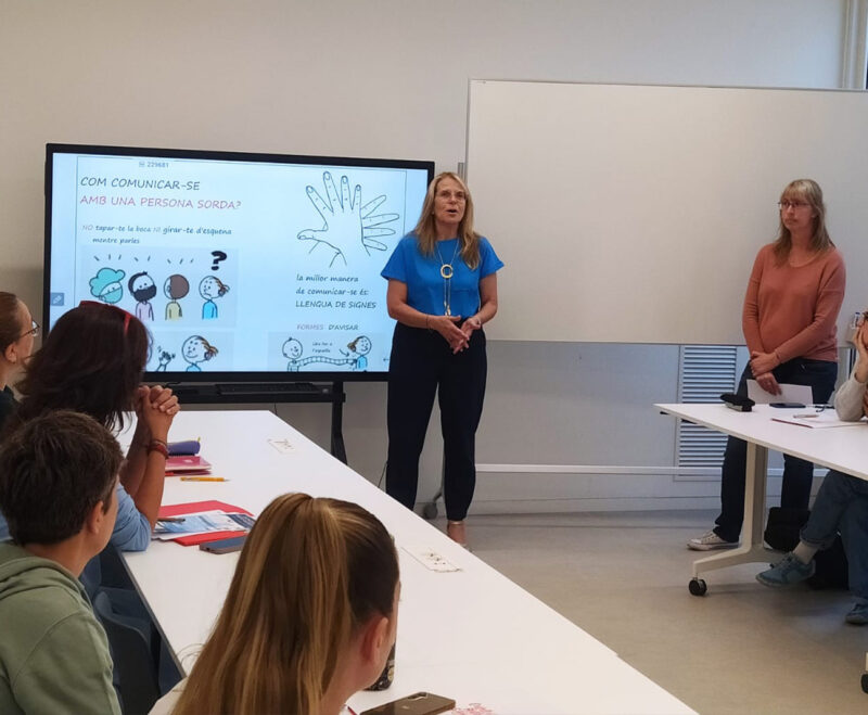 Imatge Curs en Llengua de Signes Catalana A1