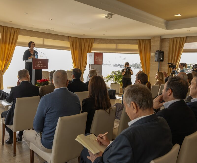 Imatge Nova Tribuna Jordi Comas de tardor