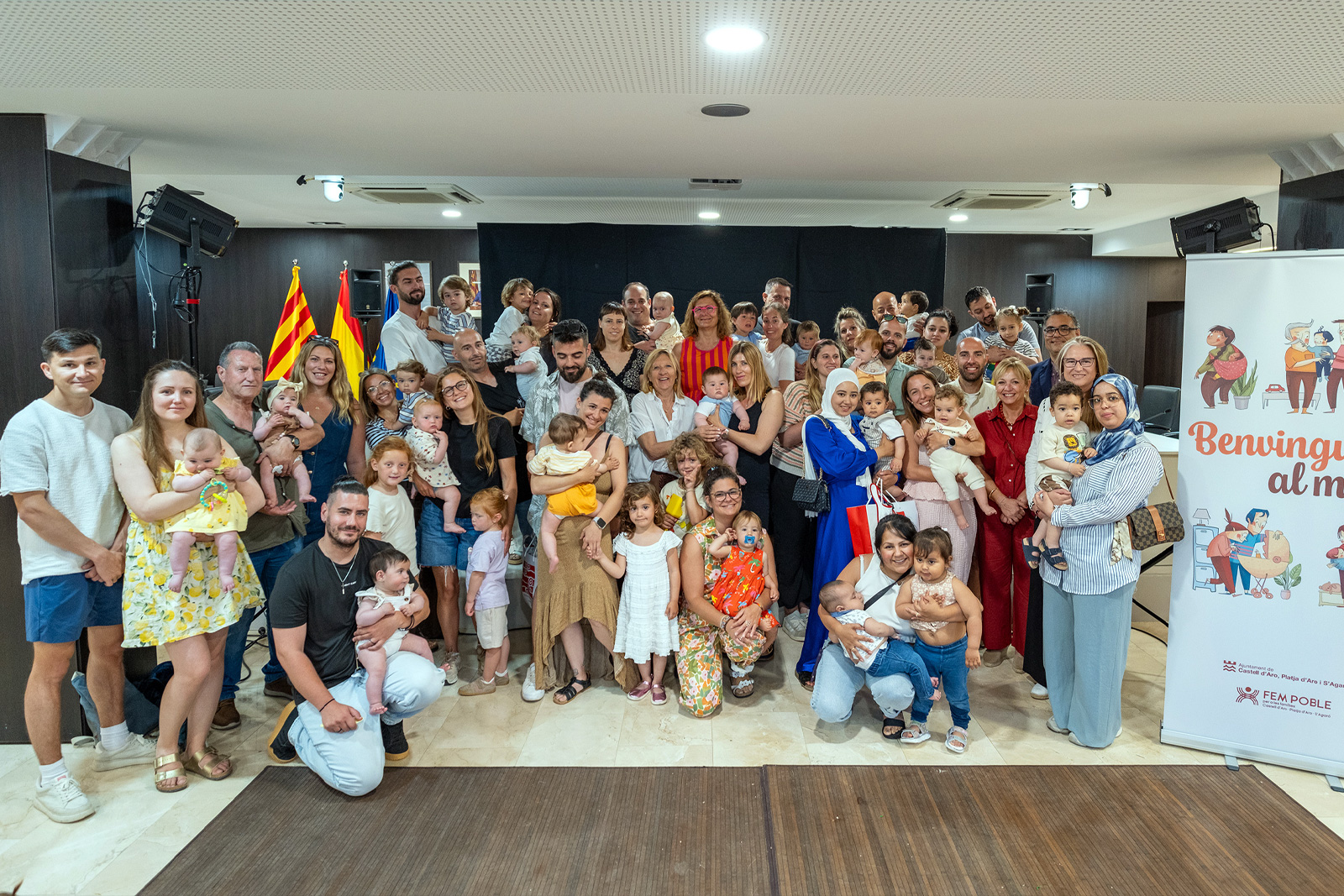 Benvinguda i benvingut al món!